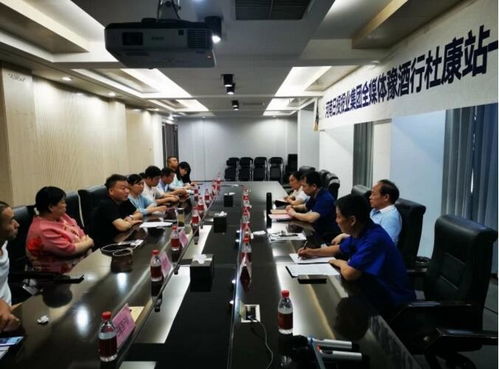 杜康控股銷售公司總經(jīng)理肖志雄談市場動(dòng)態(tài) 銷售勢頭強(qiáng)勁，部分產(chǎn)品供不應(yīng)求